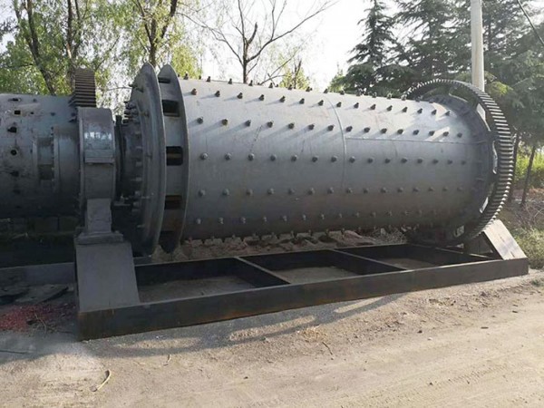 球磨機